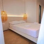 게스트하우스 Mucho Sarandë