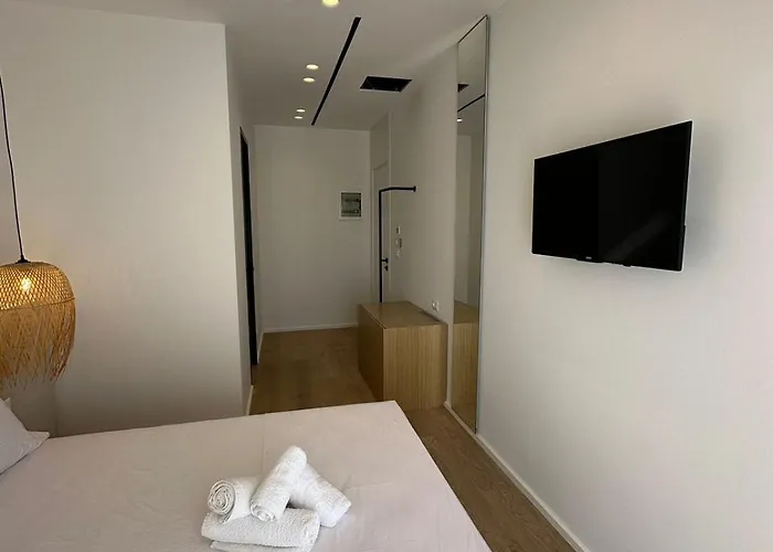 Mucho Πανσιόν Σαράντα