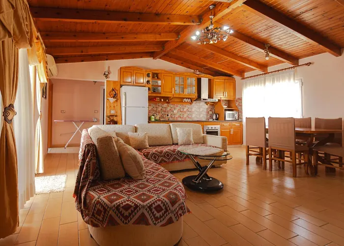 Πανσιόν Mucho