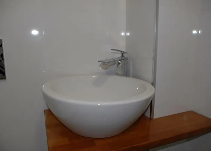 Mucho Σαράντα