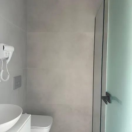 Mucho Guest house Sarande