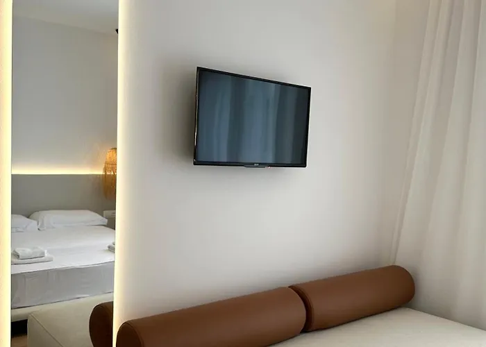 Mucho Sarandë